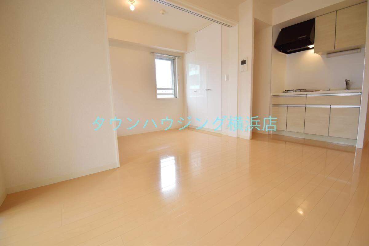 ＰＯＲＴＯ　ＰＡＲＴＩＲＥ　ＹＯＫＯＨＡＭＡの物件内観写真