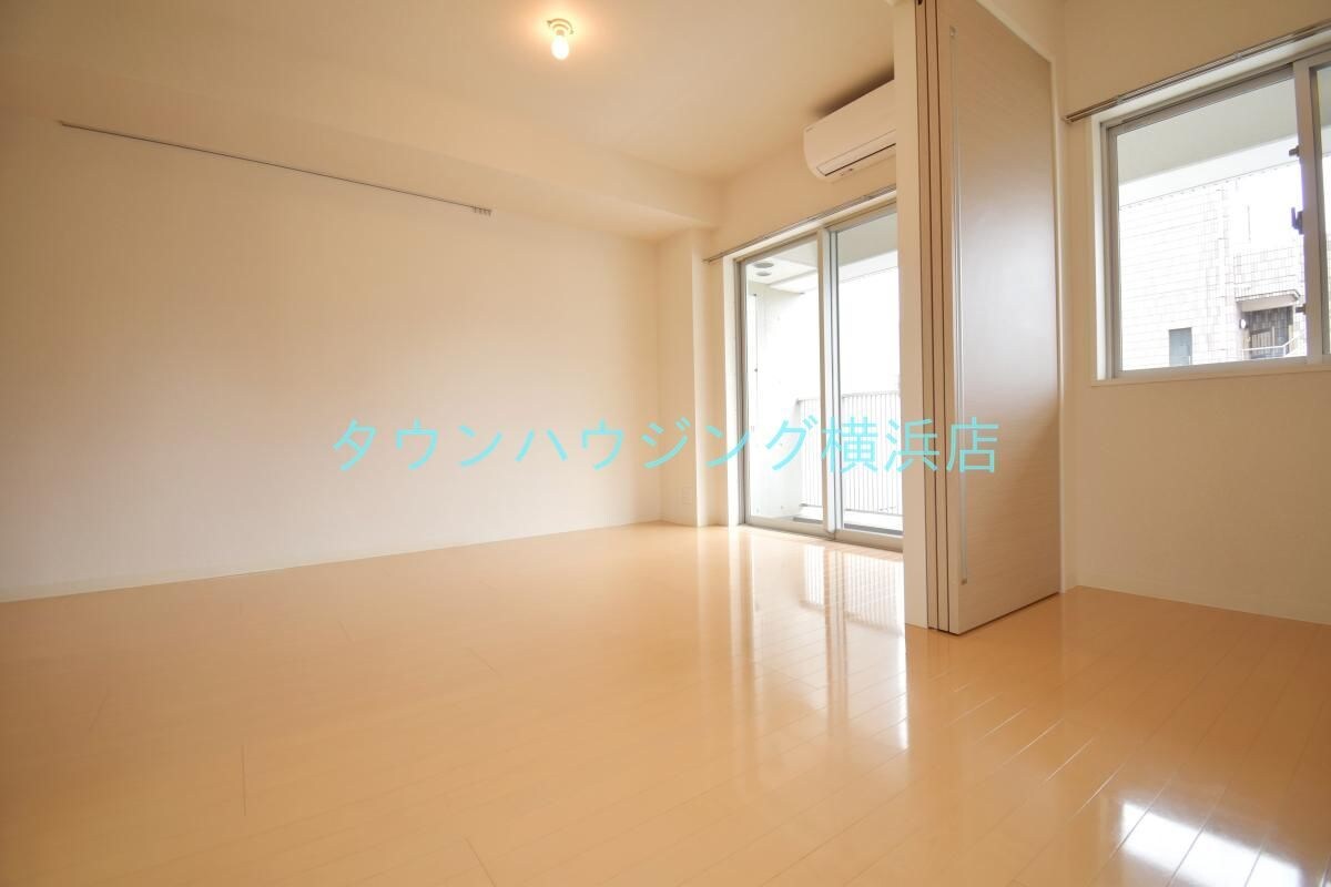 ＰＯＲＴＯ　ＰＡＲＴＩＲＥ　ＹＯＫＯＨＡＭＡの物件内観写真
