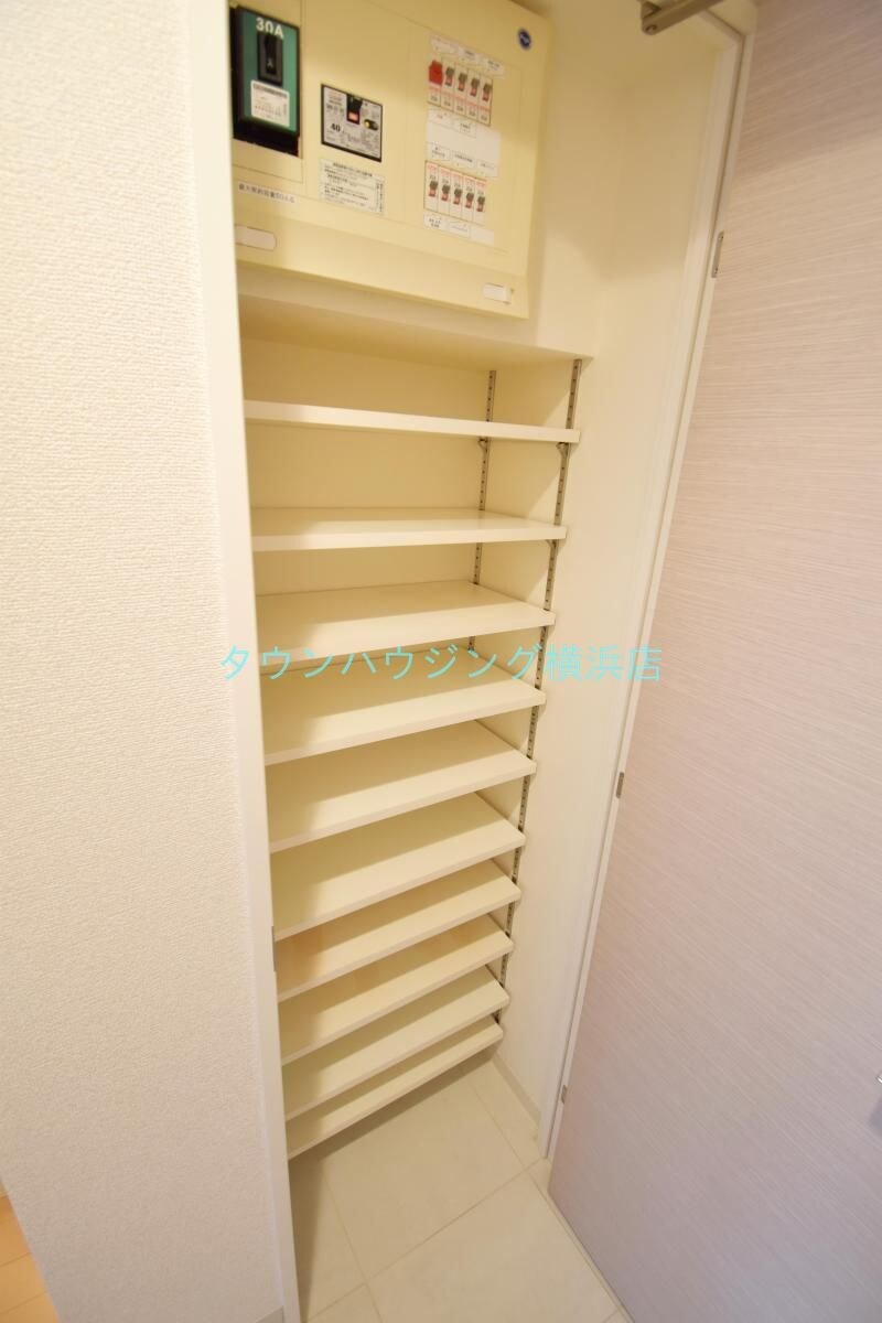 ＰＯＲＴＯ　ＰＡＲＴＩＲＥ　ＹＯＫＯＨＡＭＡの物件内観写真