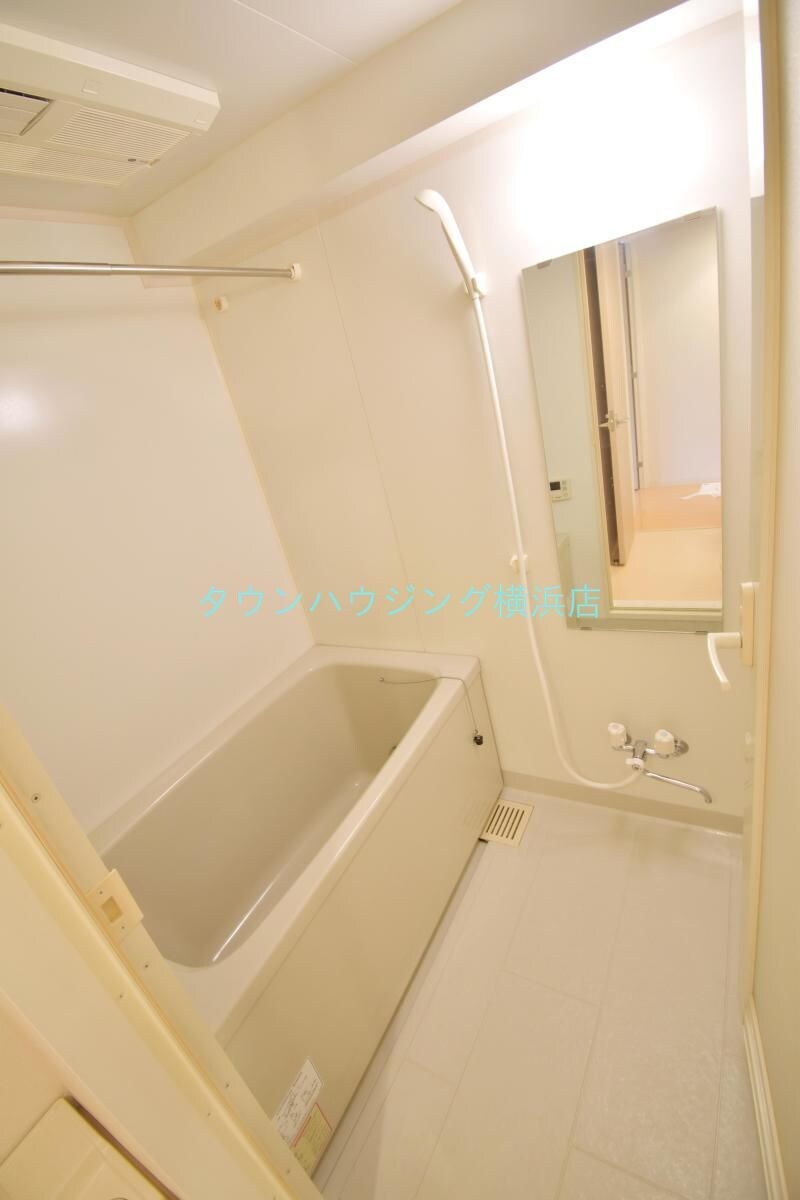 ＰＯＲＴＯ　ＰＡＲＴＩＲＥ　ＹＯＫＯＨＡＭＡの物件内観写真