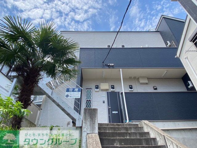 ベイルーム三ツ沢の物件外観写真