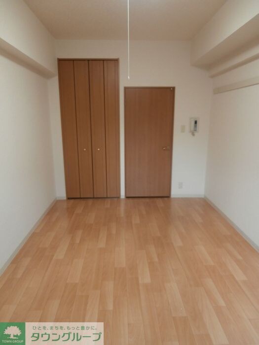 カスタリア野毛山の物件内観写真