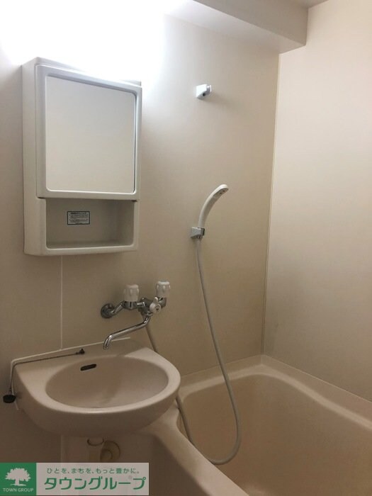 カスタリア野毛山の物件内観写真