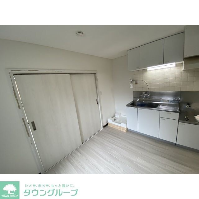 タウンハイツ七島の物件内観写真