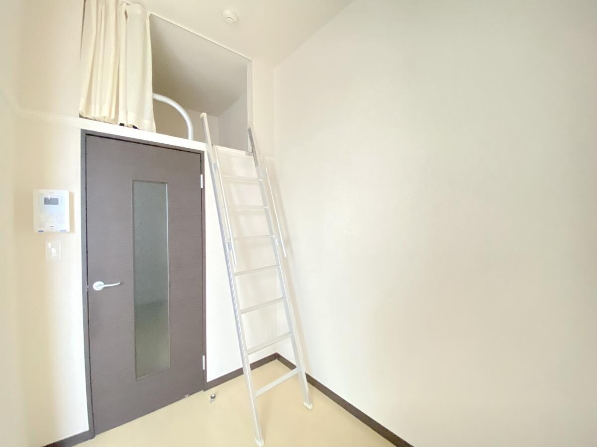 ミランダガーデンハイツ汐見台の物件内観写真