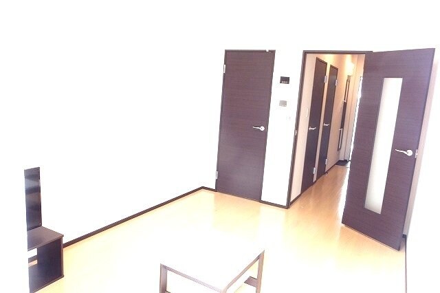 クレイノＹＫ岡村の物件内観写真