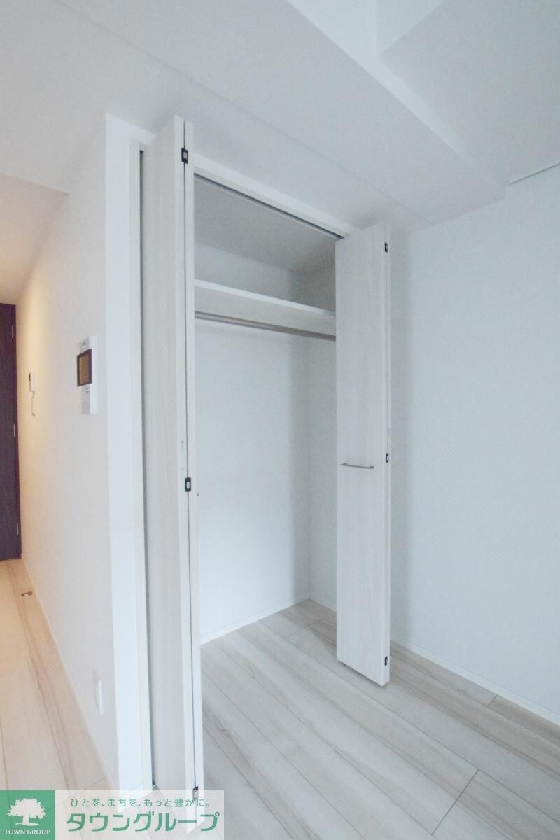 リヴシティ横濱新川町弐番館の物件内観写真