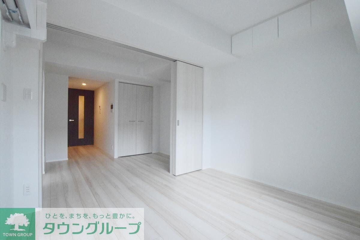 リヴシティ横濱新川町弐番館の物件内観写真