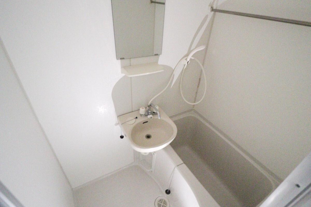 レオパレスイーリスコートの物件内観写真