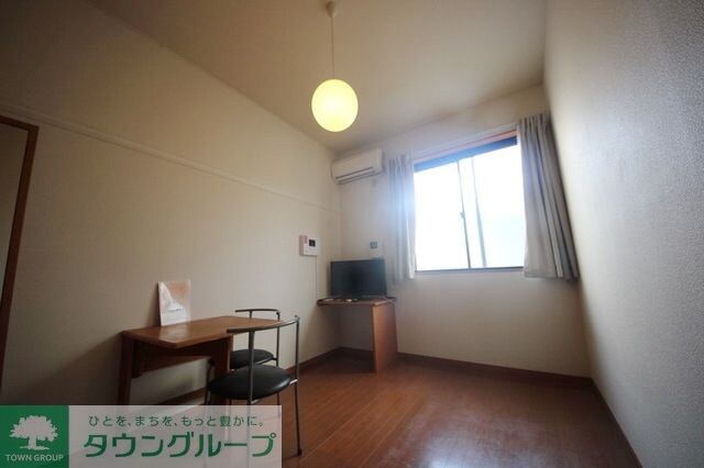 レオパレスフォレストフラワーの物件内観写真