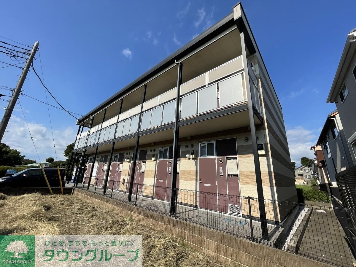 レオパレス百合の物件外観写真