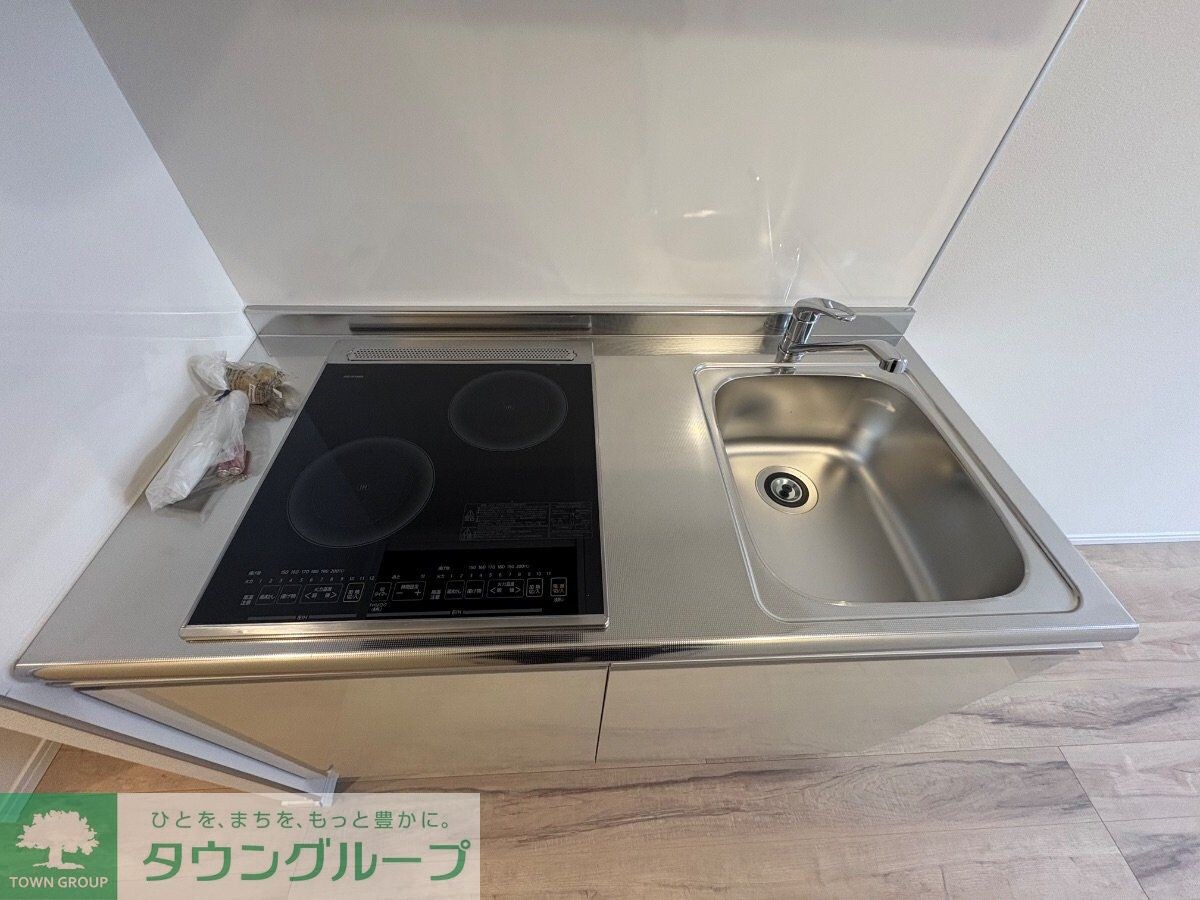 アザーレ・ディオン六会日大前の物件内観写真