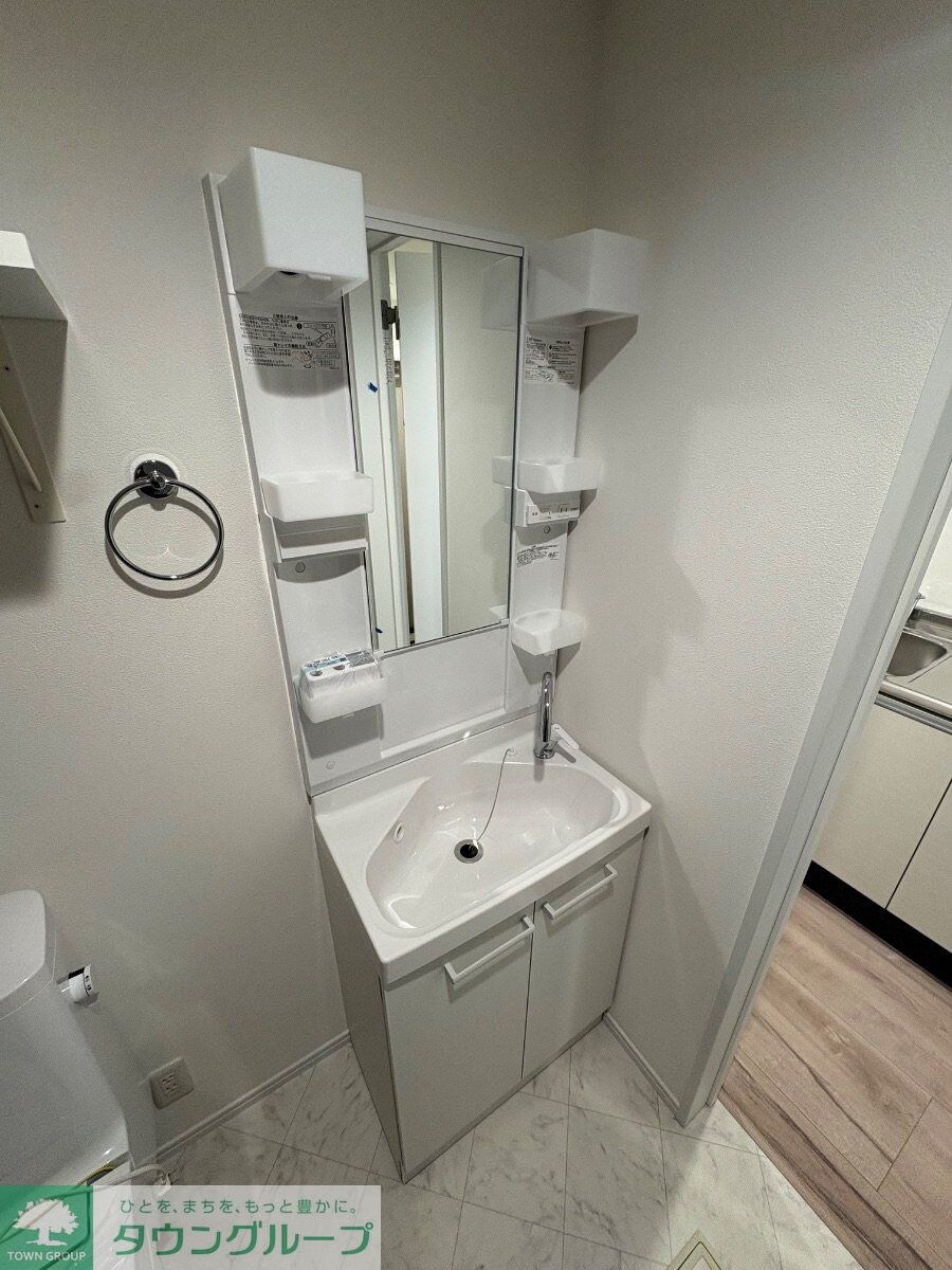 アザーレ・ディオン六会日大前の物件内観写真