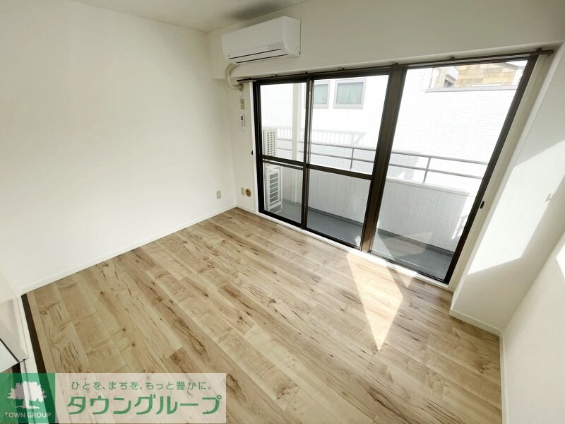 ホワイトマンションの物件内観写真