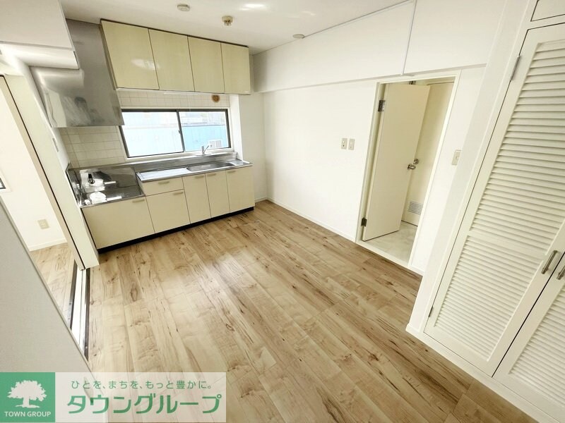 ホワイトマンションの物件内観写真