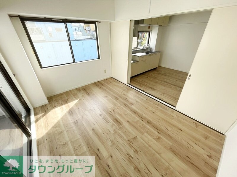 ホワイトマンションの物件内観写真