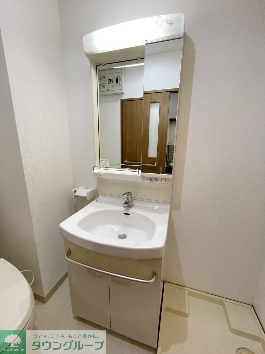 グリフィン新横浜・参番館の物件内観写真