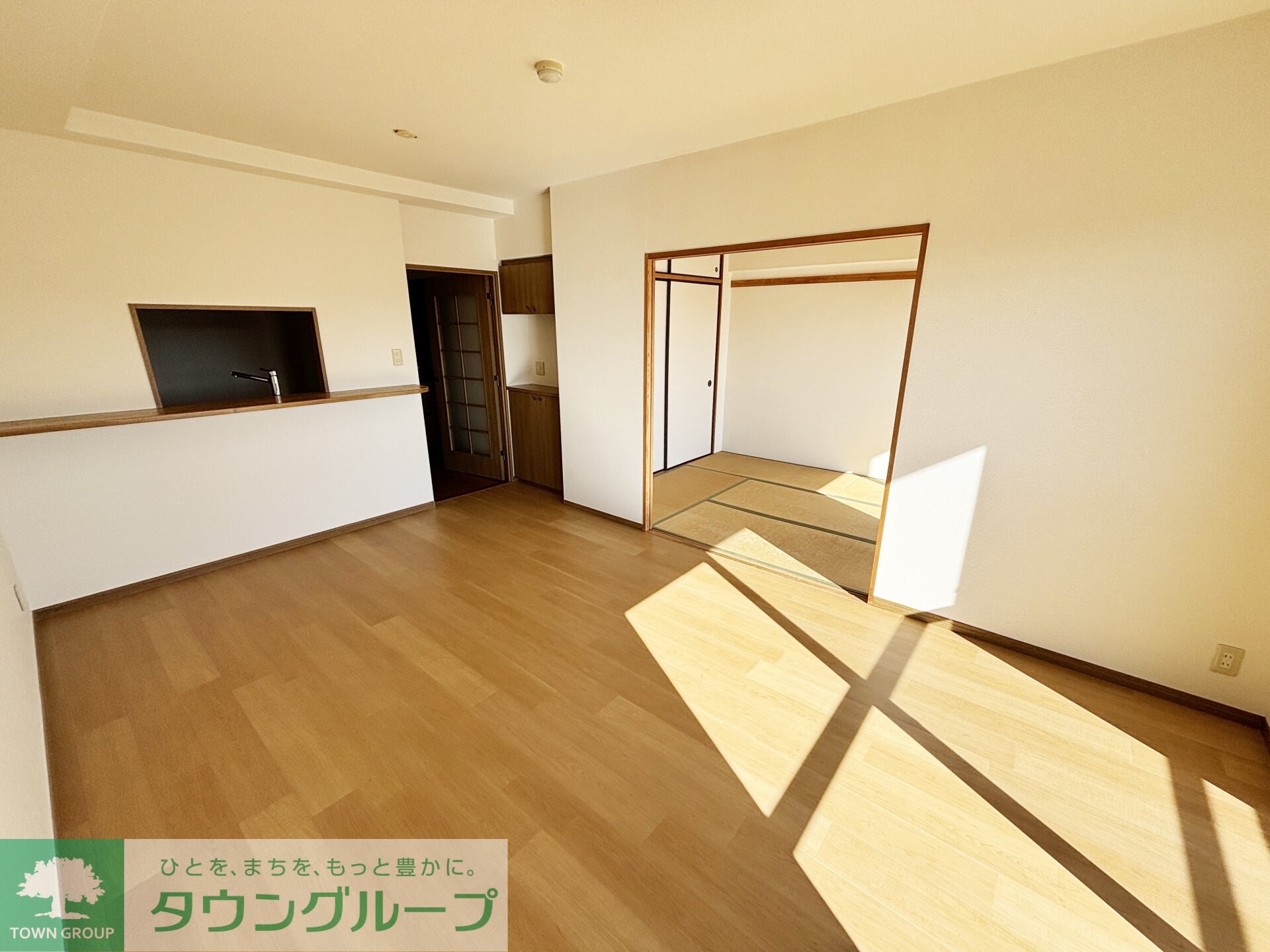 オクトス市ヶ尾の物件内観写真