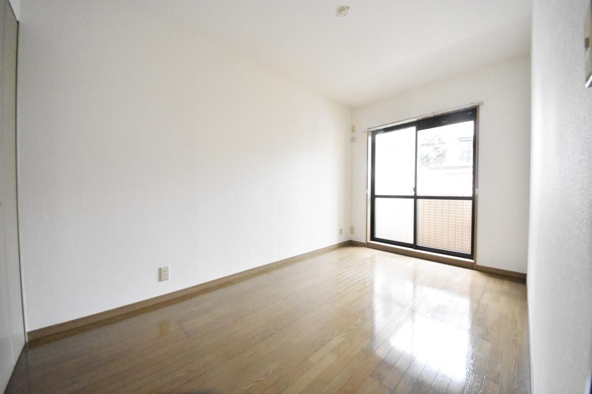 サンヒルズ上大岡Ｂの物件内観写真