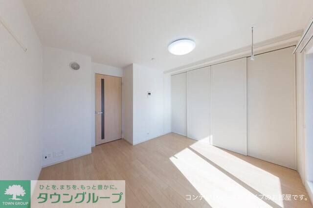 フロイエIの物件内観写真