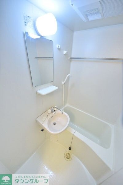 レオパレスブルースカイ　阿久和の物件内観写真