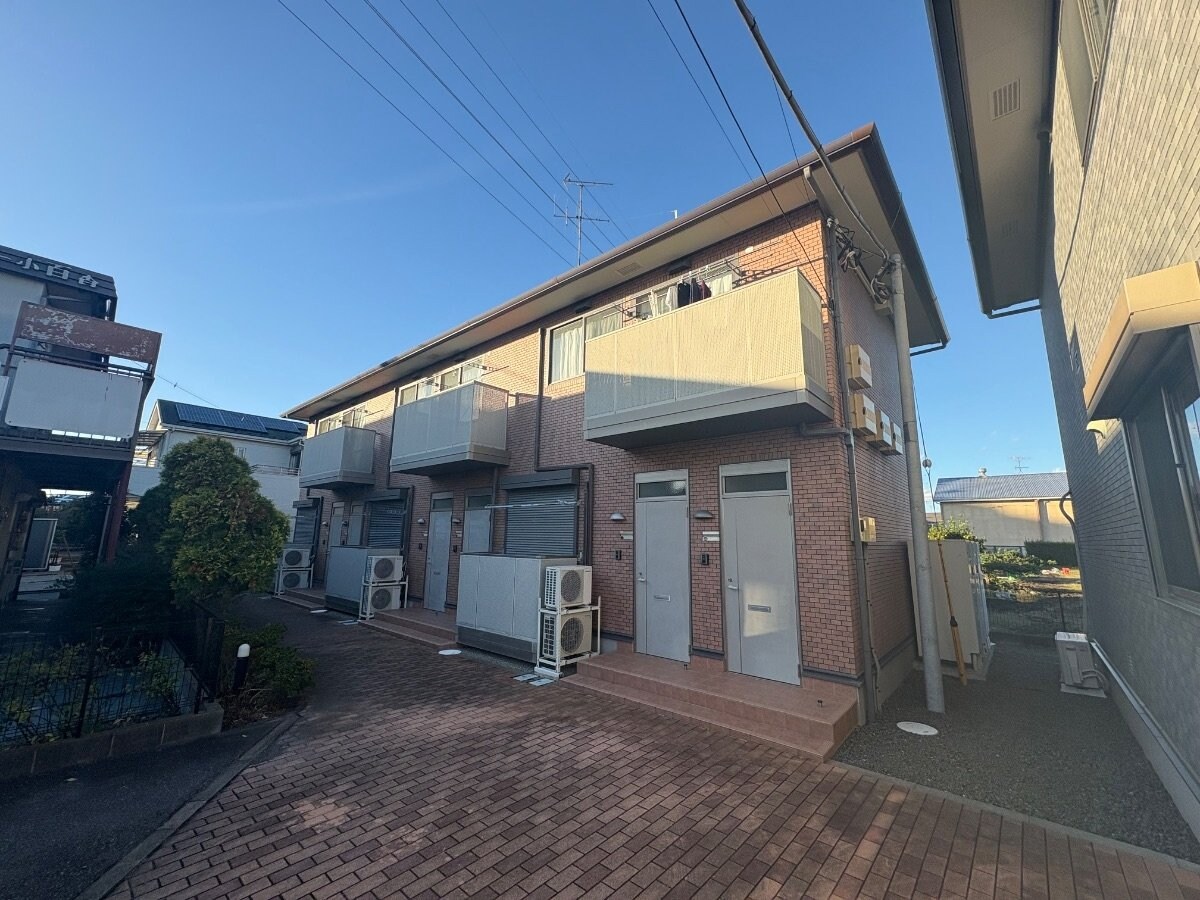 クローバーハイムIIの物件外観写真