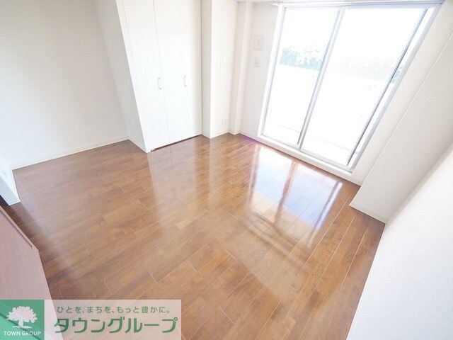 レジディア新横浜の物件内観写真