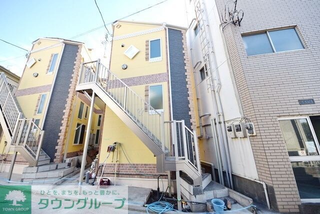 ユナイト横浜ニコラス・バトラーの物件外観写真