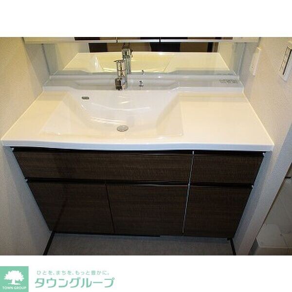 ローレルタワー名古屋栄の物件内観写真