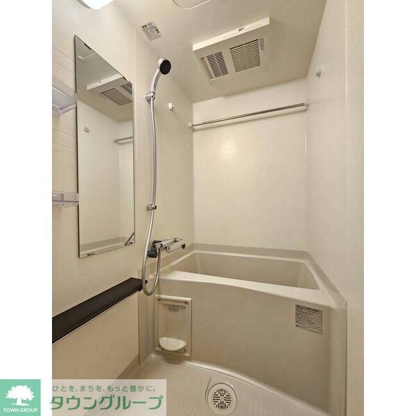 ディアレイシャス名古屋中村公園の物件内観写真