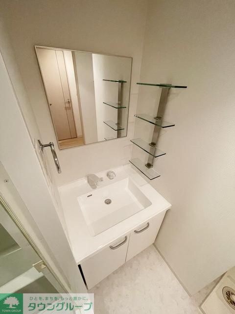 カスタリア栄の物件内観写真