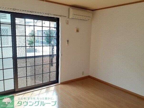 ウッドヴィレッジの物件内観写真