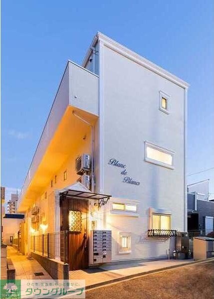 Blanc de blancs(ブラン　ドゥ　ブラン)の物件外観写真