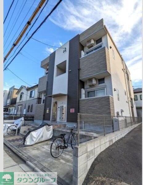 プラージュ外新町の物件外観写真