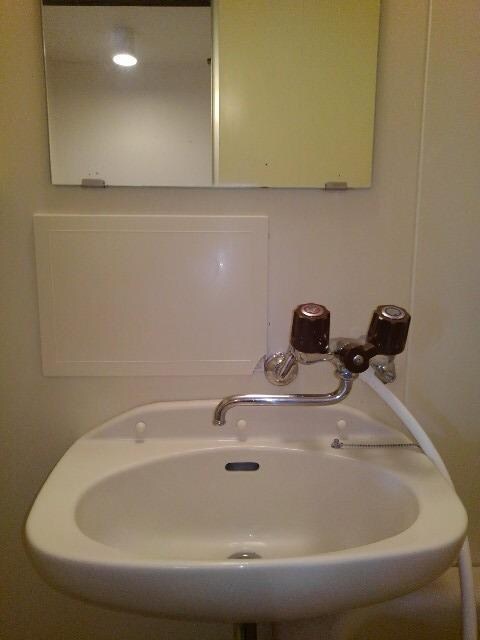 エルディム日向の物件内観写真