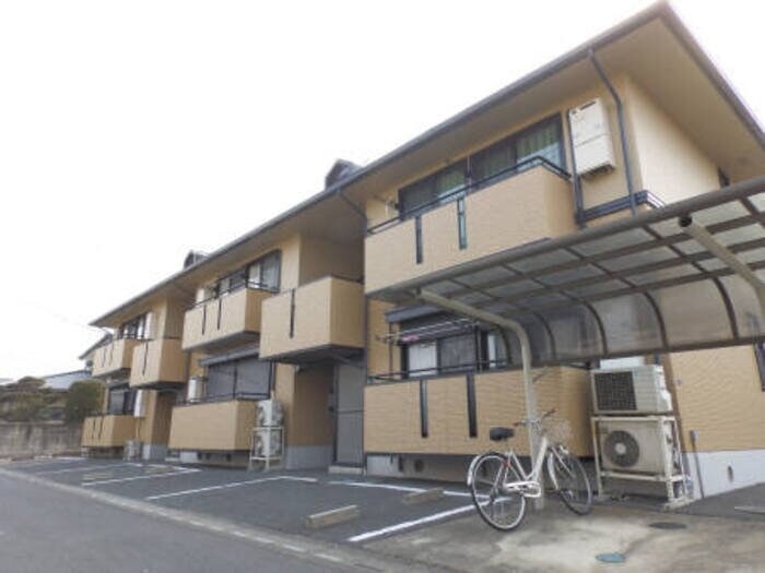 モービルコートヤマダの物件外観写真