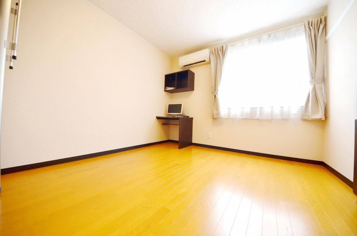 レオネクスト清華の物件内観写真