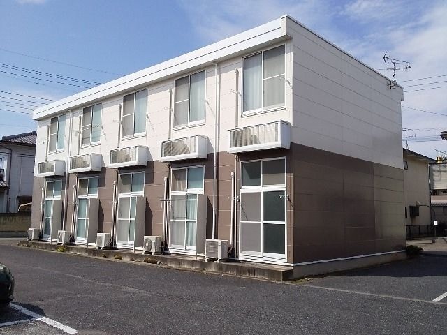 レオパレス司の物件外観写真