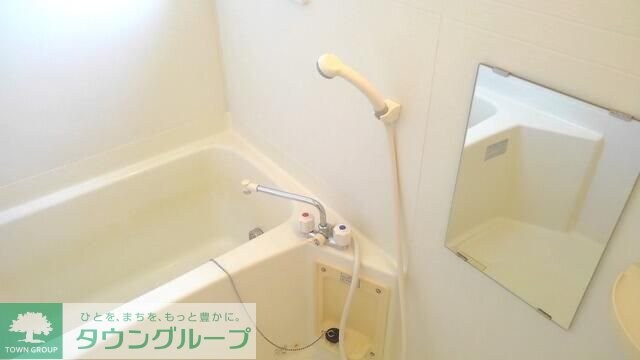 ヴィラフルールＡの物件内観写真