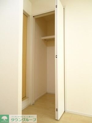 Ｒａｉｎｂｏｗ　Ｓｋｙ　ｙの物件内観写真