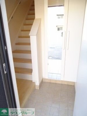 Ｒａｉｎｂｏｗ　Ｓｋｙ　ｙの物件内観写真