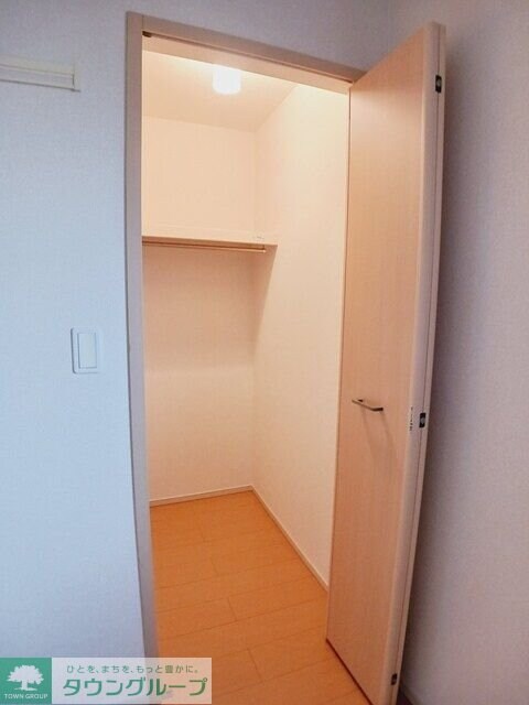 メゾン・ド・ヌーヴォーIの物件内観写真