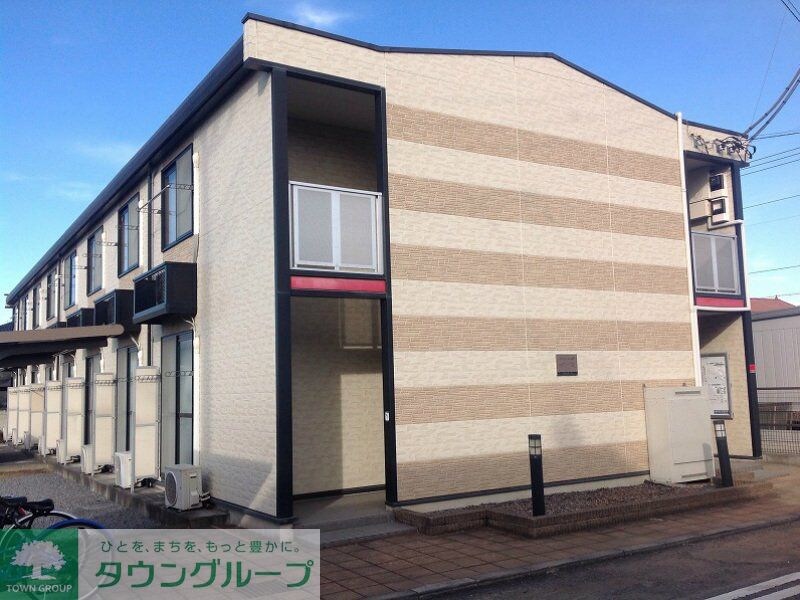 レオパレスフロンティアの物件外観写真