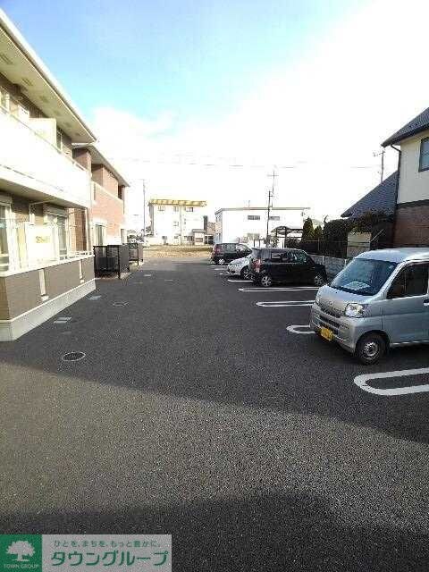 ウィーンの森　ヴェルサイユの物件内観写真