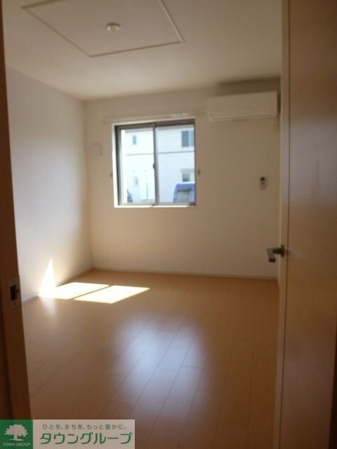 ウイングリバ－Iの物件内観写真