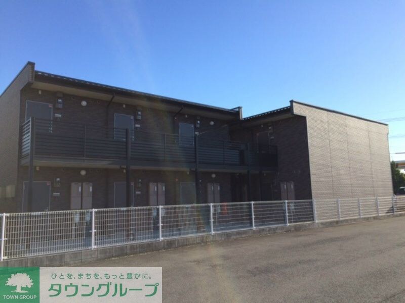 レオネクストセルクルの物件外観写真