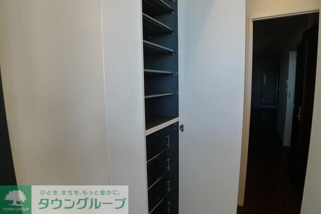 Ｙ’ｓ　ＰｒｅｃｉｏｕｓIIIの物件内観写真