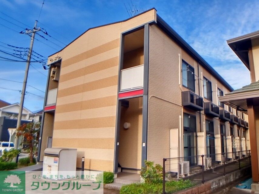 レオパレストゥー　ル　モンドの物件外観写真