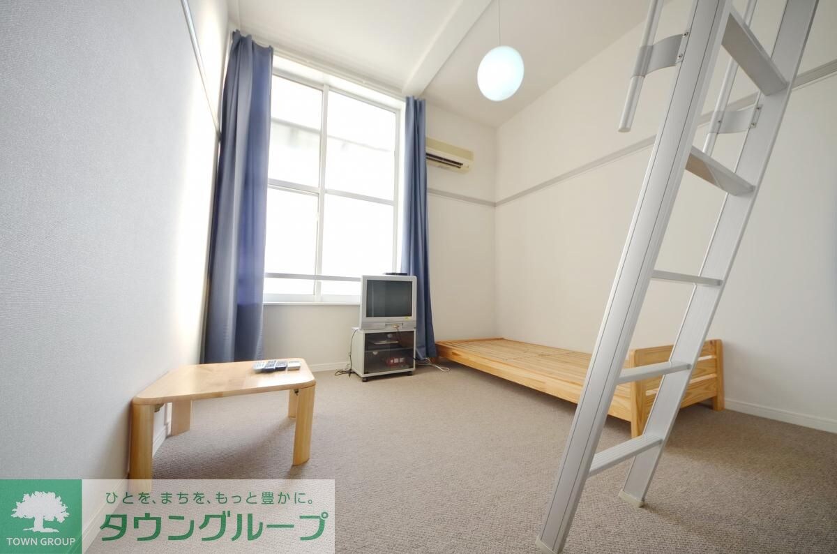 レオパレストゥー　ル　モンドの物件内観写真