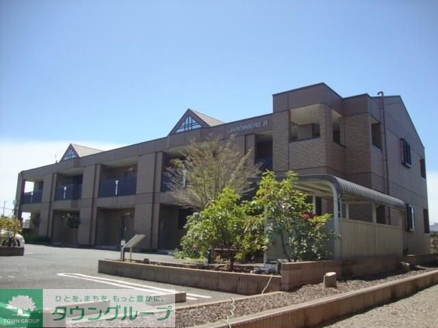 ジャルディニエールＢの物件外観写真